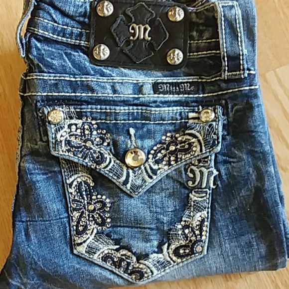 Miss Me Denim - Like new Miss Me signature rise bootcut jeans